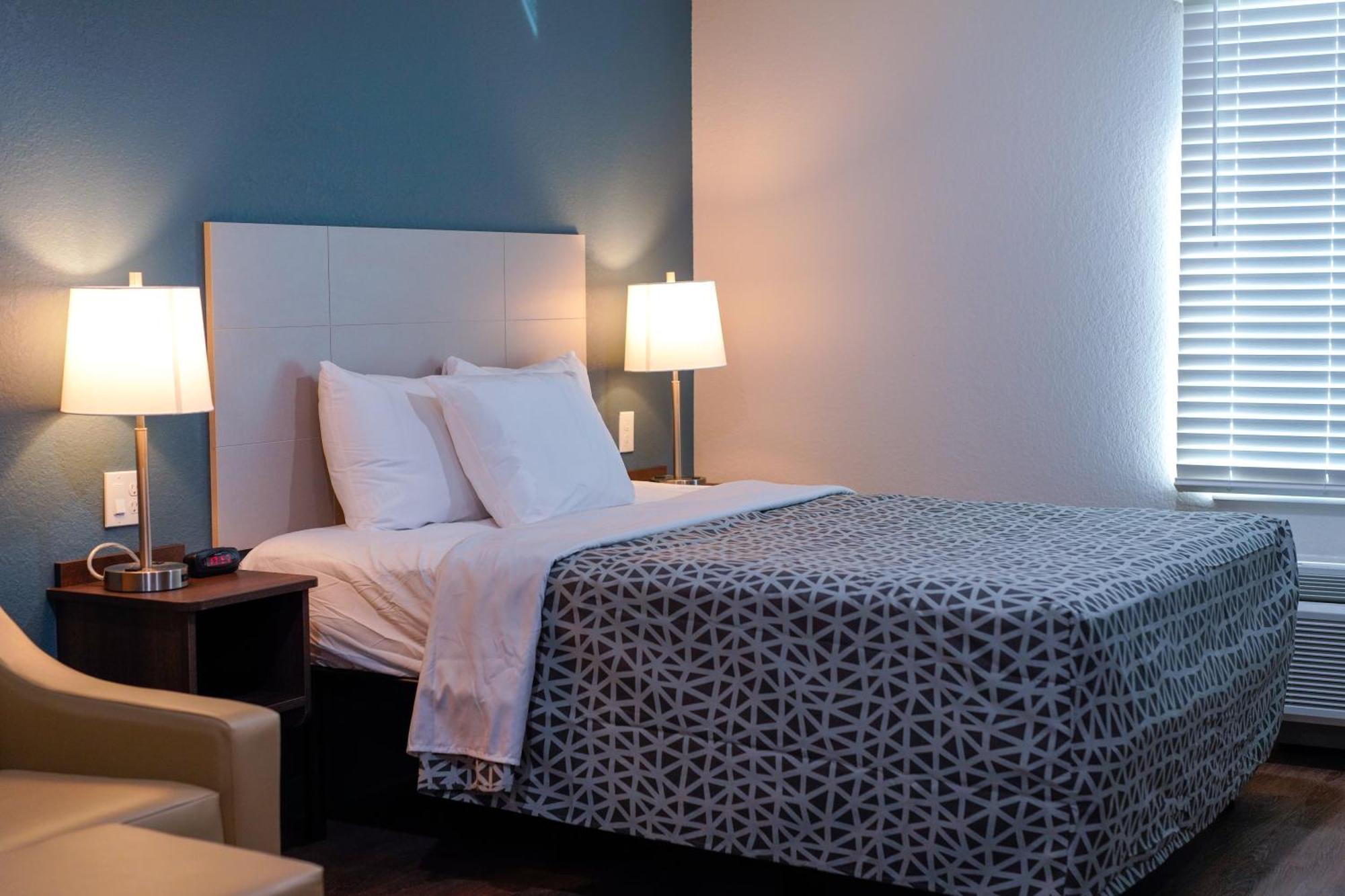 Woodspring Suites Hudson Port Richey Extérieur photo